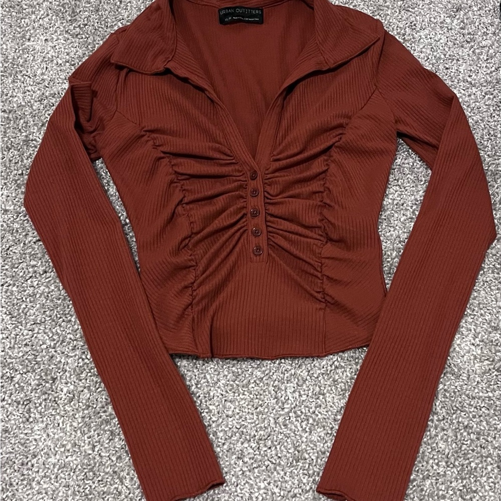 Urban Outfitters Rust Ribbed Ruched Long Sleeve Top - Picture 2 of 2
